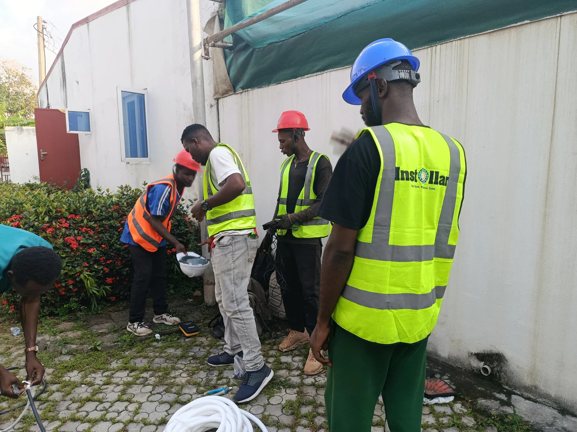 Field installation team